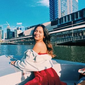 Meet your Posher, Elreena